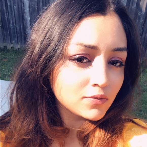 Meet your Posher, Savleen - Picture 1 of 1